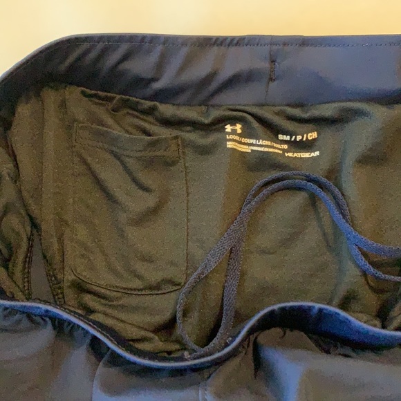 Under Armour Women's Fly-By 2.0 Shorts - Picture 4 of 4